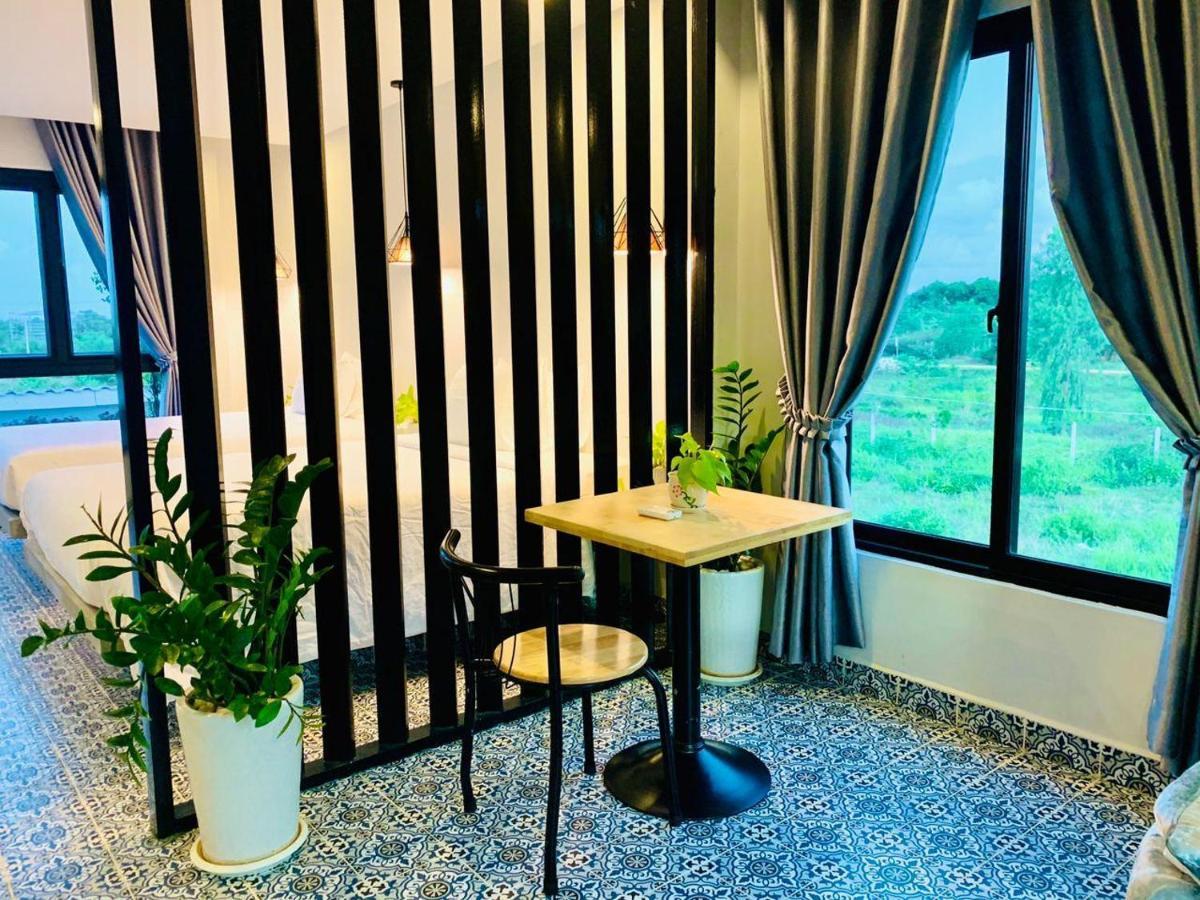 Raing Phnom Bungalow 캄폿 외부 사진