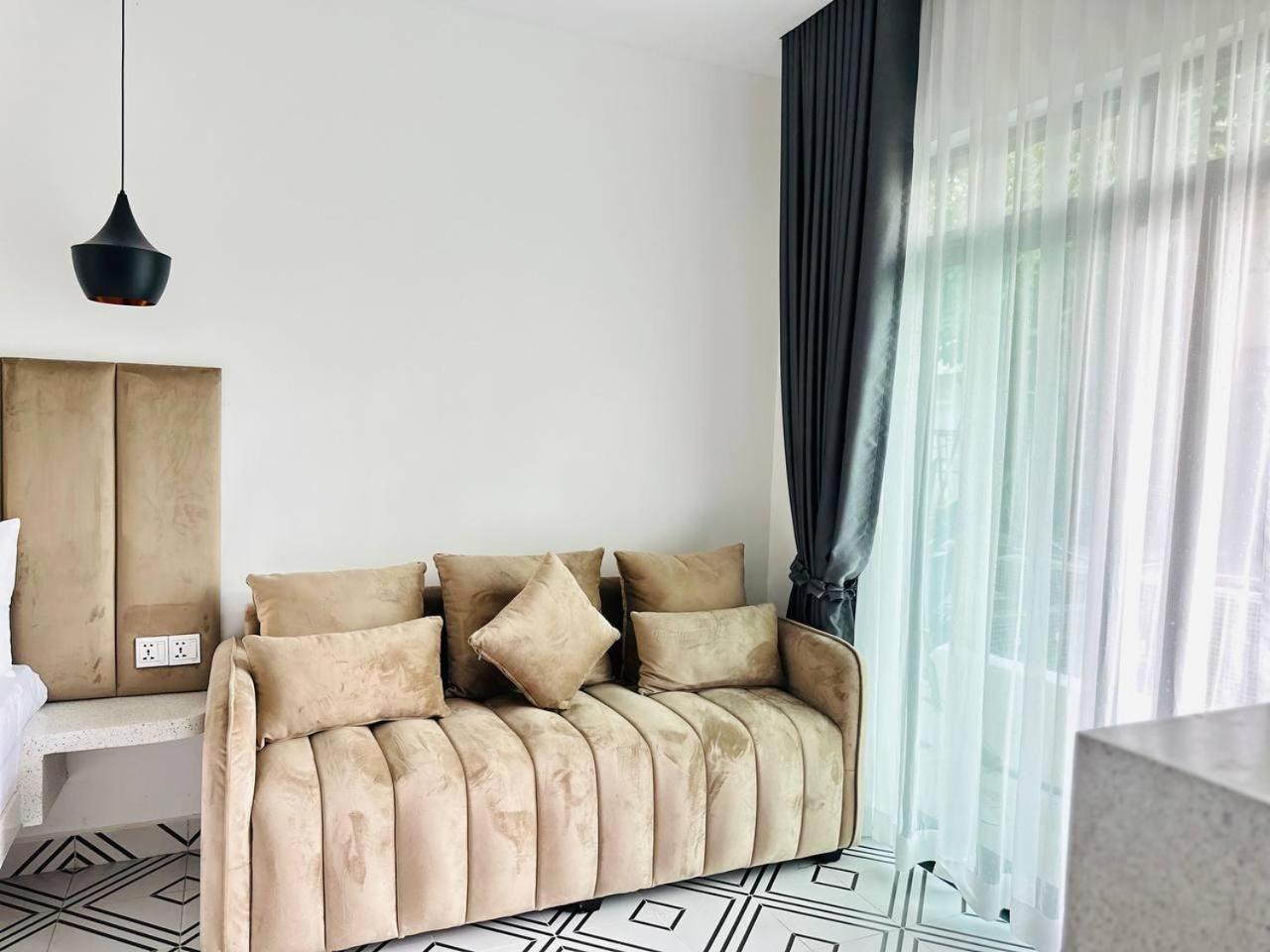 Raing Phnom Bungalow 캄폿 외부 사진